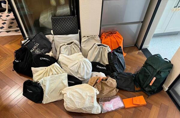 甘孜雅江县回收奢侈品衣服.jpg